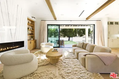 $4,995,000 | 6310 Mirror Lake Drive, Los Angeles, CA 90068