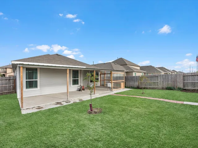 $2,250 | 14719 Cypress Creek Landing, Houston, TX 77068