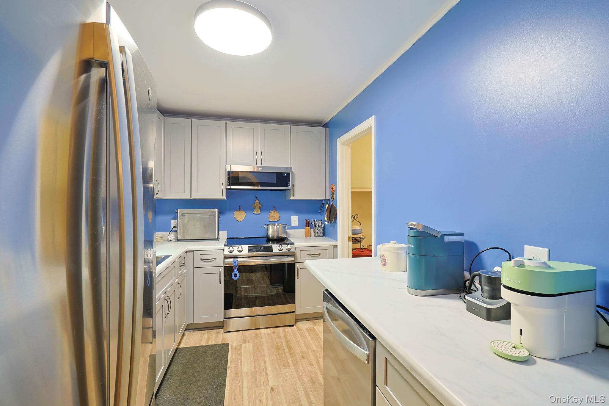 408 Field Road Red Hook, NY 12571 - Photo 4 of 33