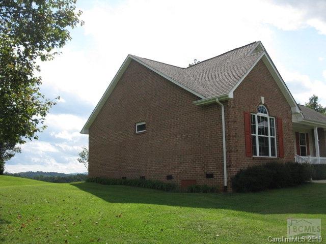 3932 Seitz Road Morganton, NC 28655 - Photo 6 of 44 Gallery Image 6