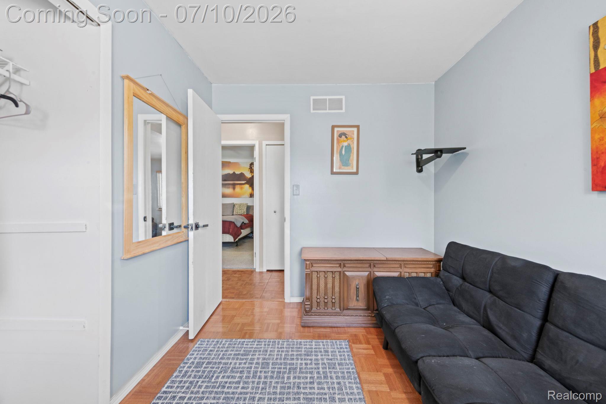 23888 Cedar Ridge Drive Romulus, MI 48174 - Photo 18 of 35 15-web-or-mls-23888-cedar-ridge-dr.jpg