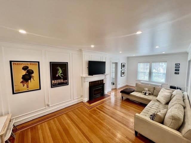 22 Longfellow Road Worcester, MA 01602 - Photo 5 of 32