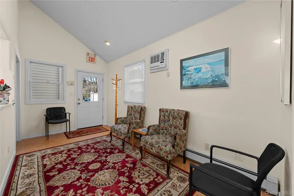 $1,380,000 | 122 Palmyra Avenue, Woodmere, NY 11598