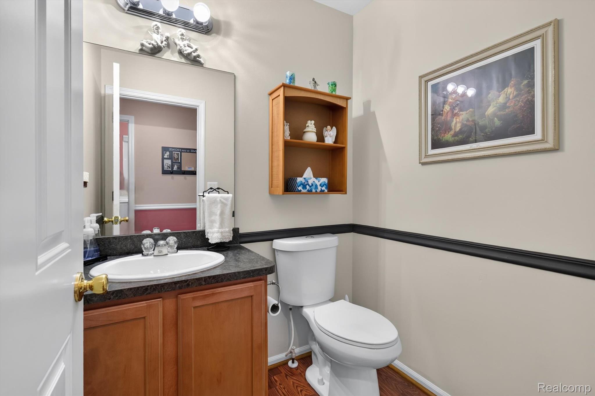 23313 Crescent Ridge Drive New Boston, MI 48164 - Photo 33 of 49 1st Floor Half Bathroom