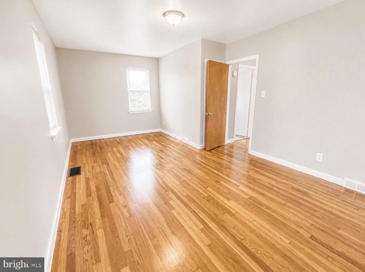 808 Delaware Avenue Riverside, NJ 08075 - Photo 7 of 13 Bedroom 2