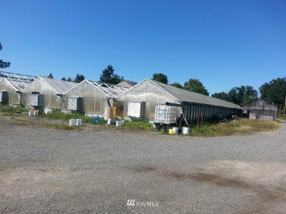 8217 Riverside Road East Sumner, WA 98390 - Photo 8 of 8