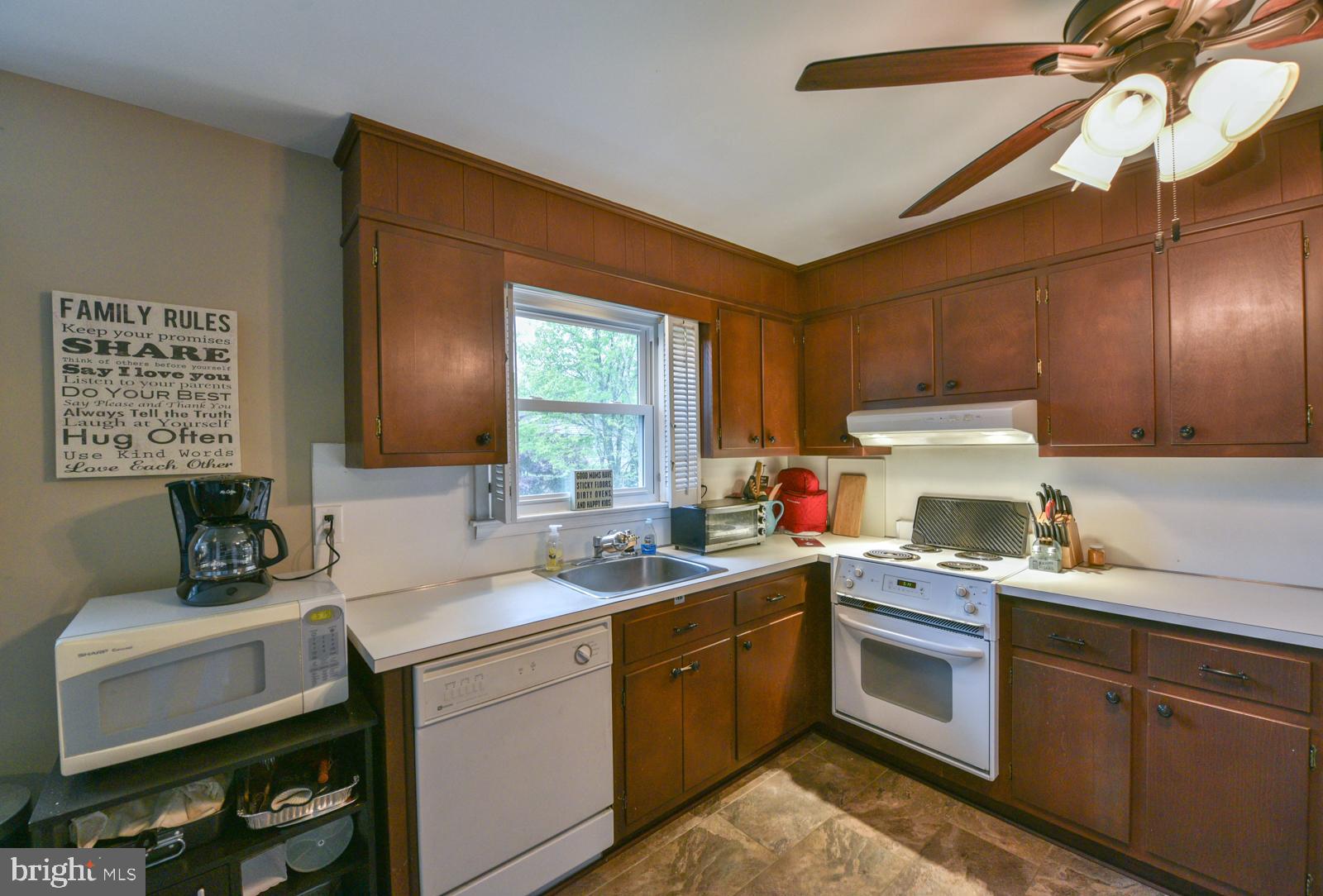1138 Brooke Road Pottstown, PA 19464 - Photo 19 of 41 Gallery Image 19