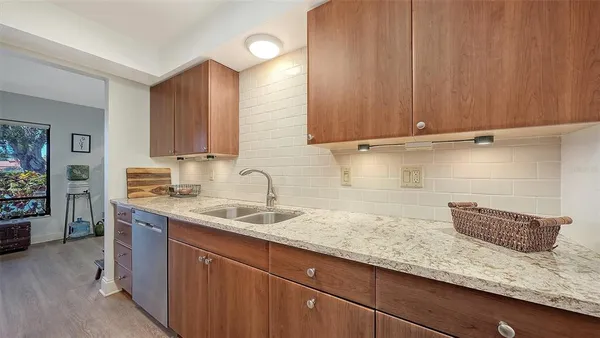 $430,000 | 6048 Wilshire Boulevard, Unit 2, Sarasota, FL 34233