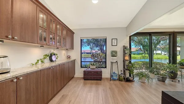 $430,000 | 6048 Wilshire Boulevard, Unit 2, Sarasota, FL 34233