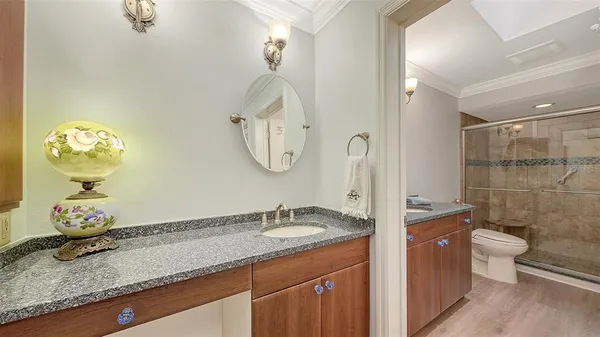 $430,000 | 6048 Wilshire Boulevard, Unit 2, Sarasota, FL 34233