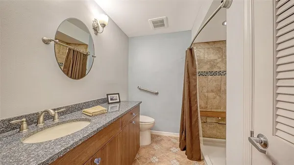 $430,000 | 6048 Wilshire Boulevard, Unit 2, Sarasota, FL 34233