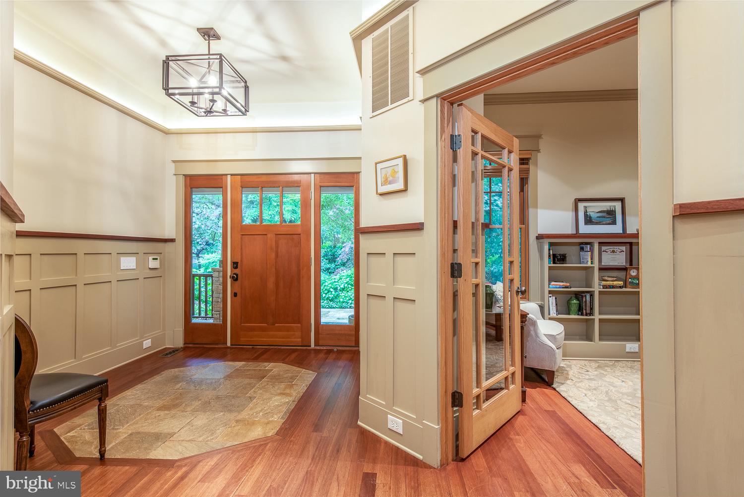5019 Willowmeade Drive Fairfax, VA 22030 - Photo 11 of 77 Office/Library foyer