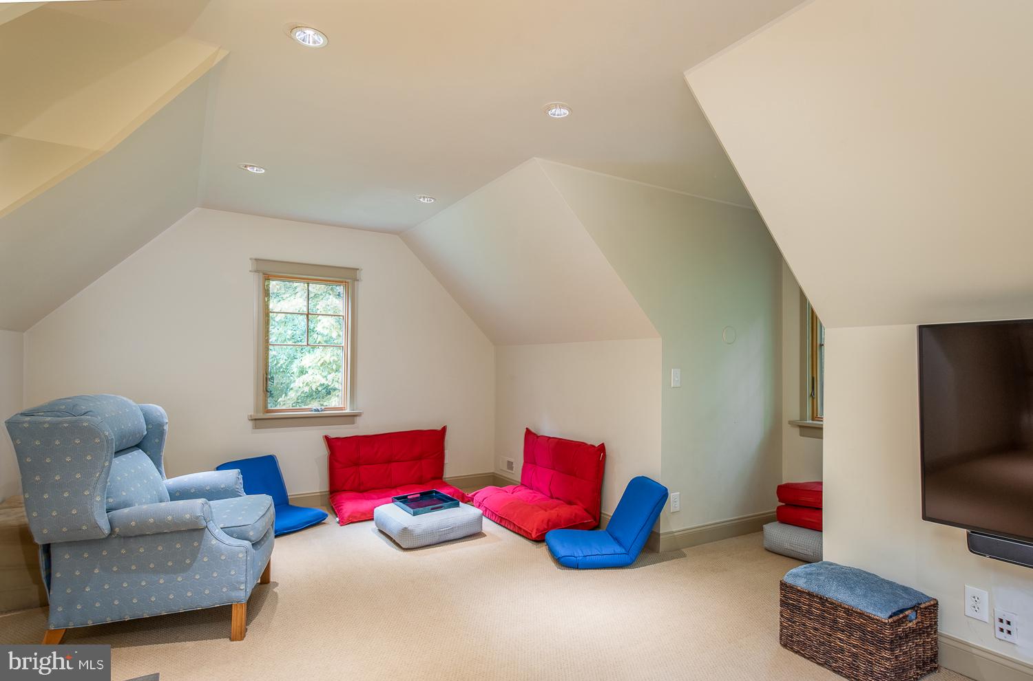 5019 Willowmeade Drive Fairfax, VA 22030 - Photo 47 of 77