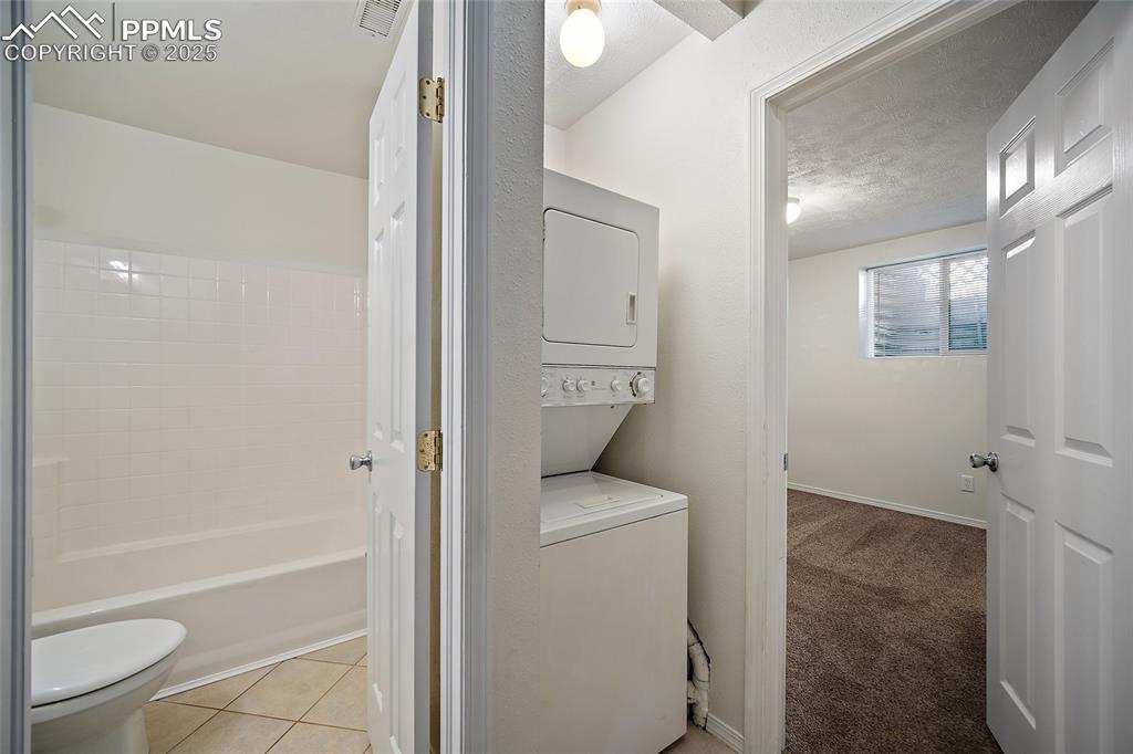2417 West Cache La Poudre Street, Unit A & B Colorado Springs, CO 80904 - Photo 16 of 38 a bathroom with a toilet and a shower