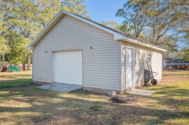 $425,000 | 6039 Blueberry Lane, Crestview, FL 32536