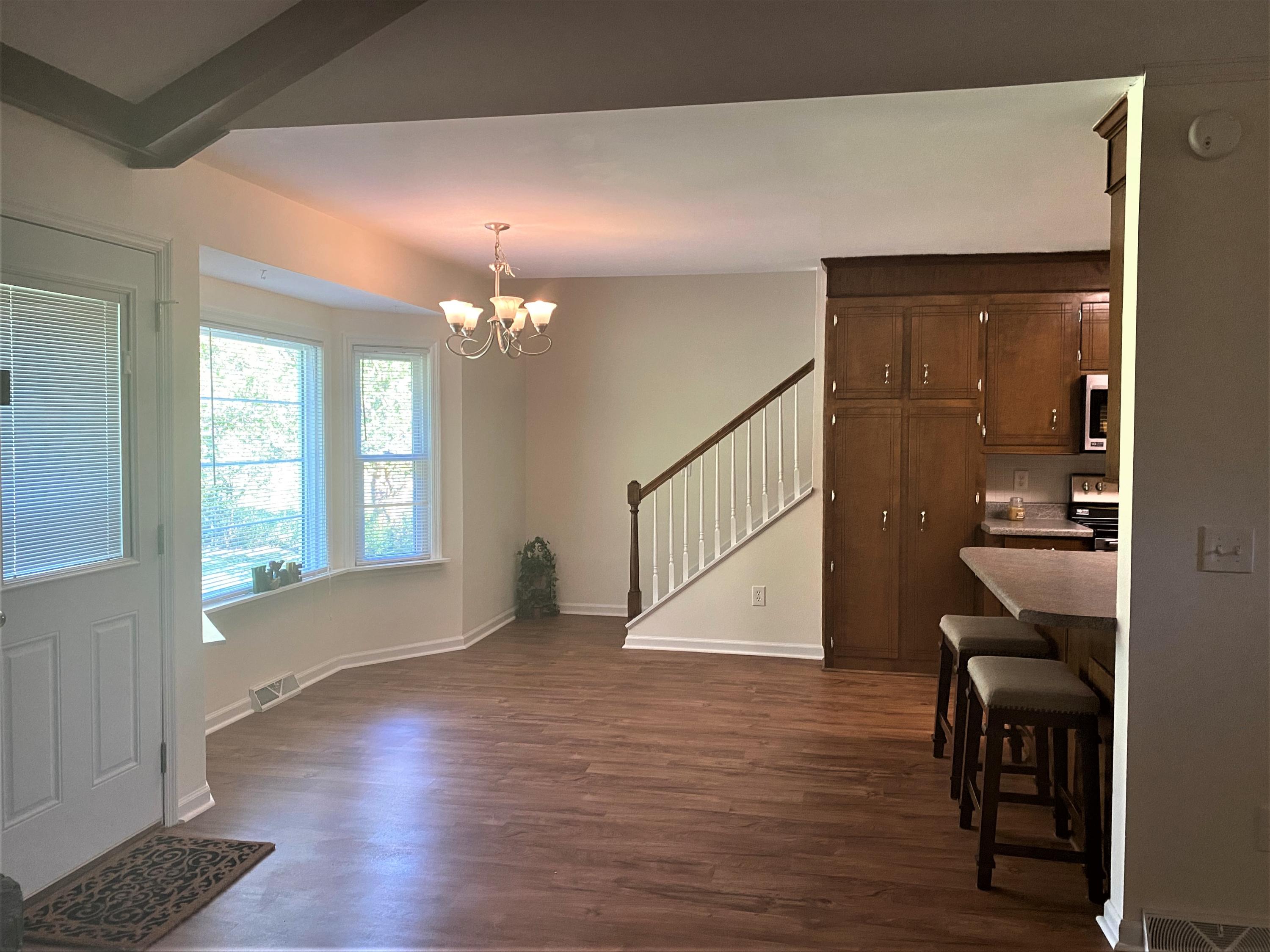 125 Wheeler Road Summerville, SC 29486 - Photo 9 of 40 Dining Room