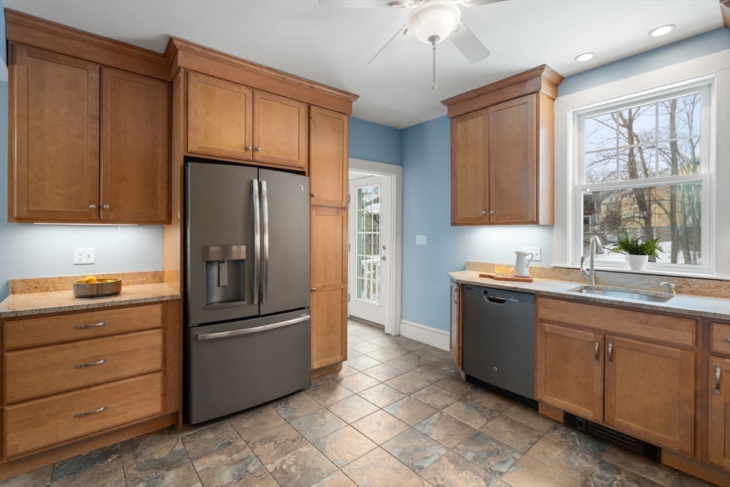 25 Kimball Road Arlington, MA 02474 - Photo 9 of 40 Gallery Image 9