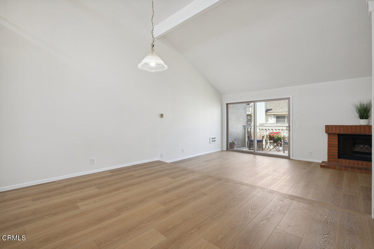 3064 Sunset Lane Oxnard, CA 93035 - Photo 9 of 50 017_cjp_1415_99