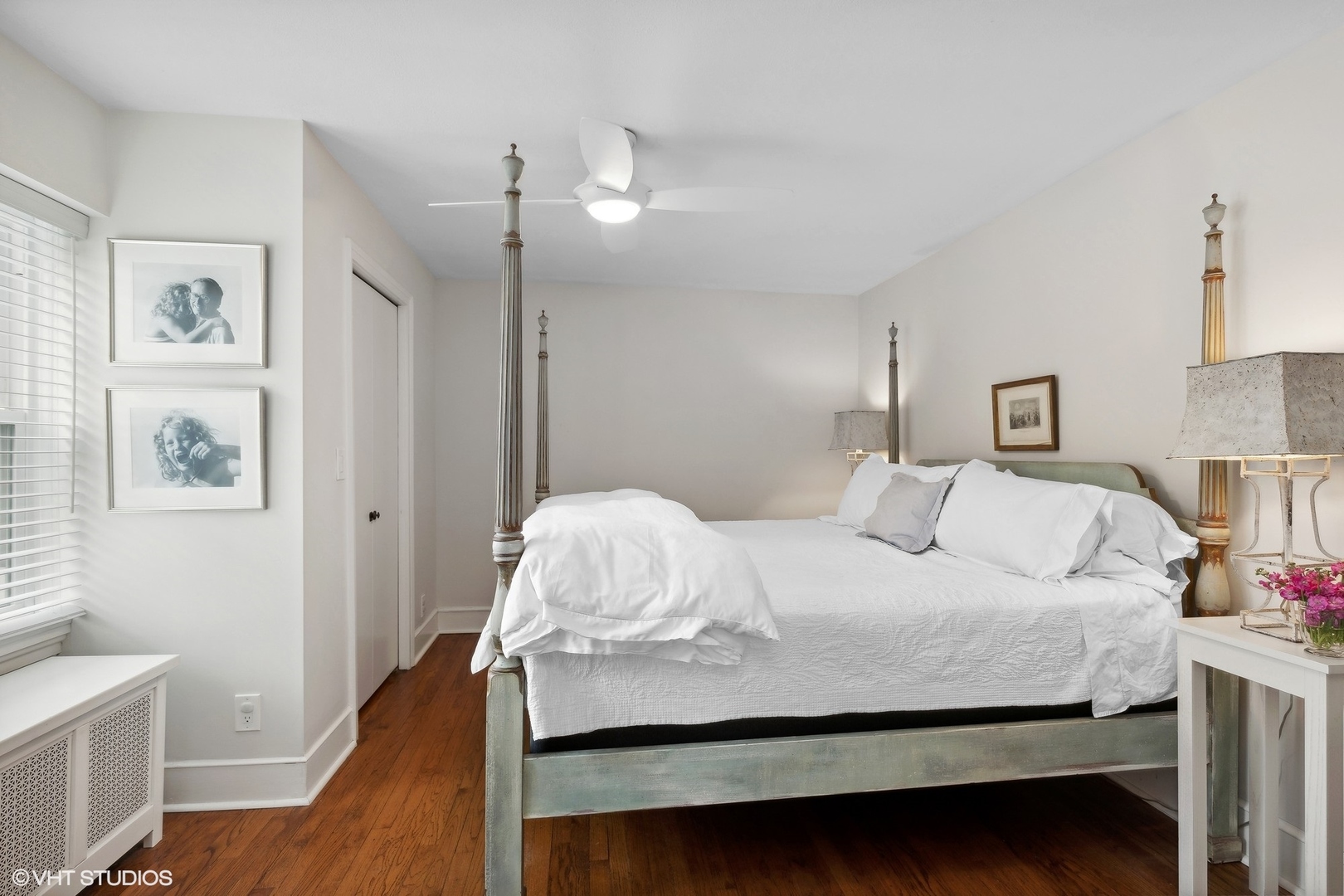 660 Northmoor Road Lake Forest, IL 60045 - Photo 12 of 24 a bedroom with a bed and a table in it