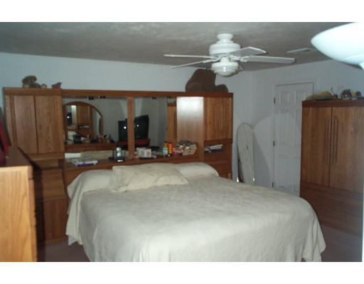 48 Celia Road Braintree, MA 02184 - Photo 9 of 12 Gallery Image 9