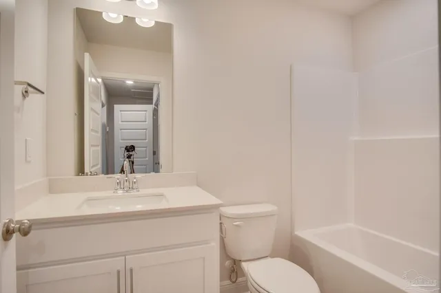 $2,000 | 2495 Cliff Hollow Circle, Gulf Breeze, FL 32563