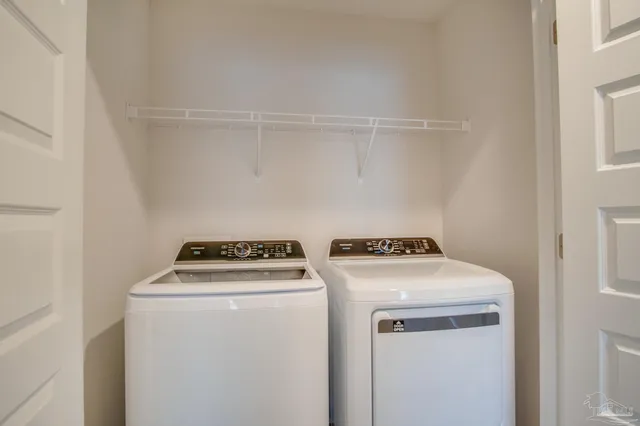 $2,000 | 2495 Cliff Hollow Circle, Gulf Breeze, FL 32563