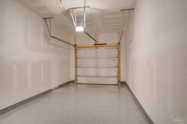 $2,000 | 2495 Cliff Hollow Circle, Gulf Breeze, FL 32563