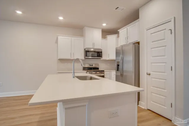 $2,000 | 2495 Cliff Hollow Circle, Gulf Breeze, FL 32563