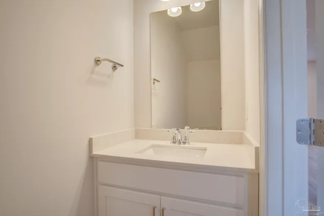 $2,000 | 2495 Cliff Hollow Circle, Gulf Breeze, FL 32563