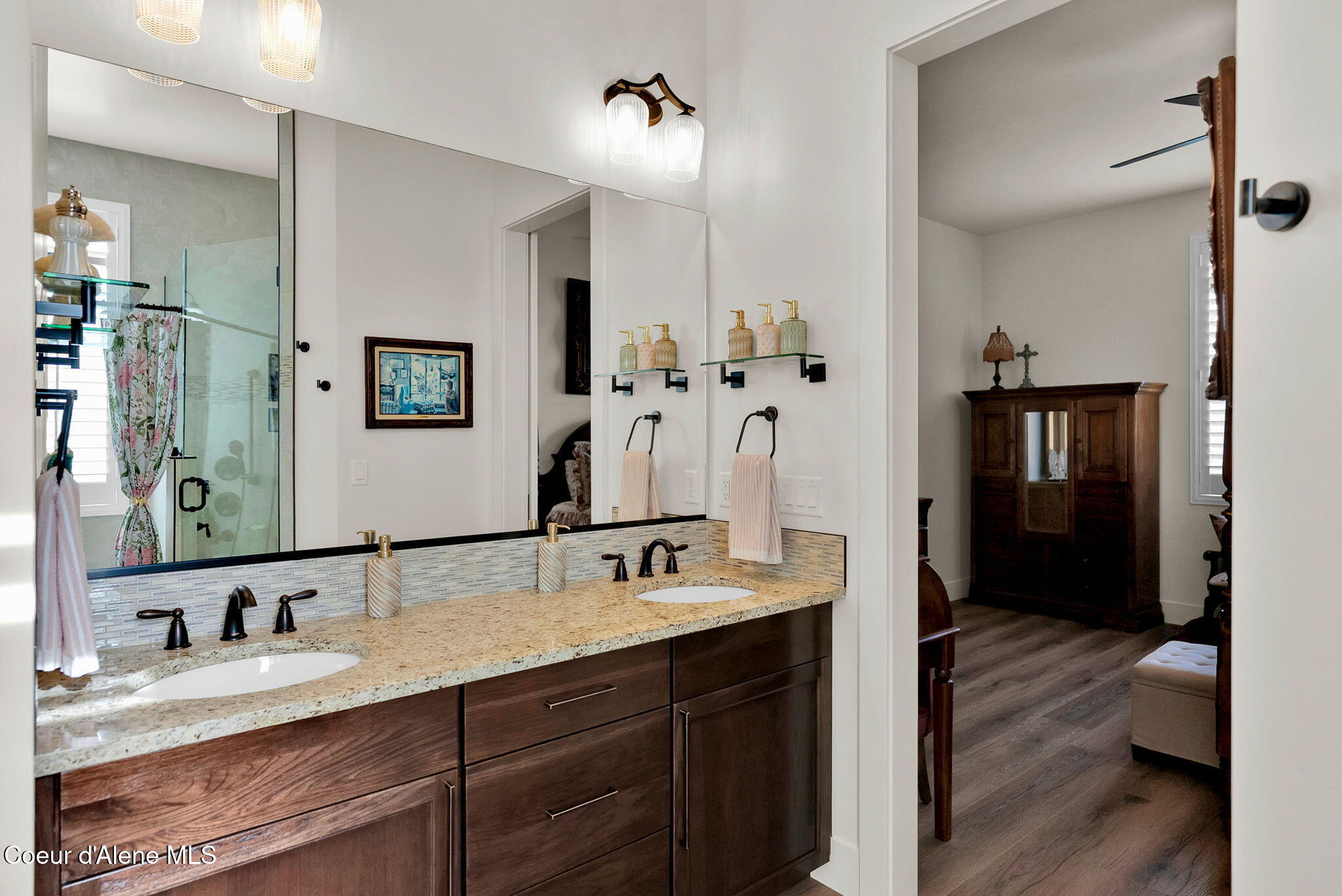 8108 West Splitrail Avenue Rathdrum, ID 83858 - Photo 29 of 66 Double sink