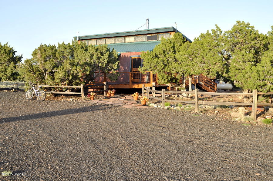 128 North Ranch Road Concho, AZ 85924 - Photo 2 of 31