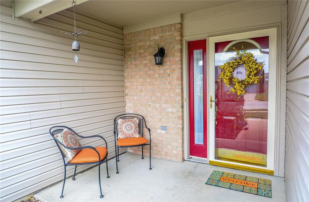 638 Quail Ridge Drive Westfield, IN 46074 - Photo 2 of 42 Gallery Image 2