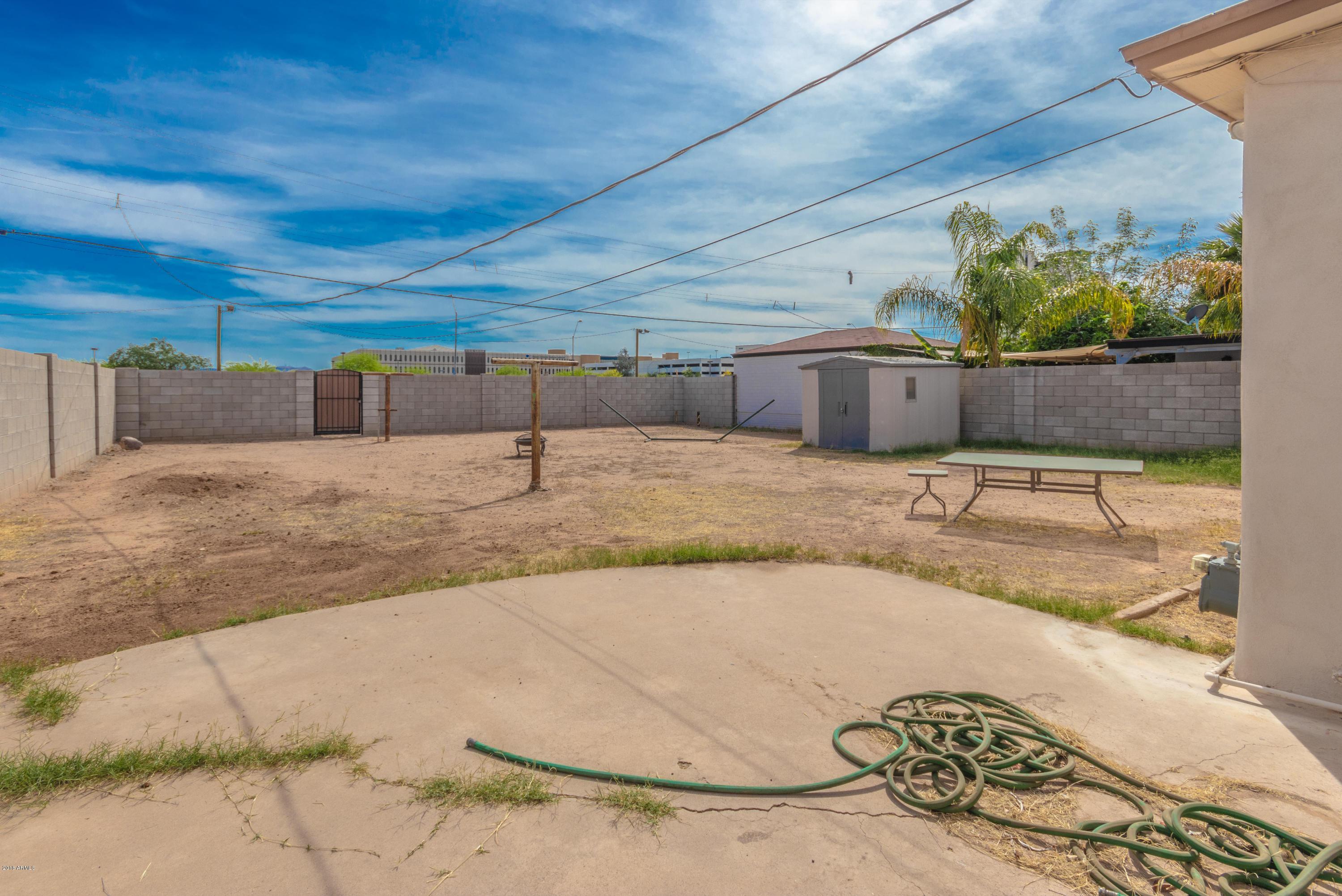 1225 East Almeria Road Phoenix, AZ 85006 - Photo 14 of 15 backyard