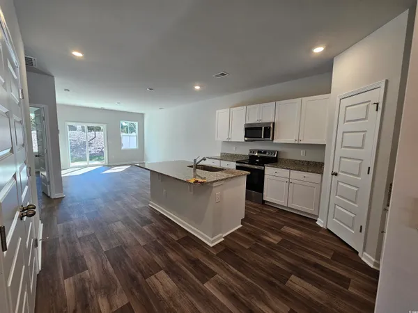 $1,975 | 2033 Wild Indigo Circle, Calabash, NC 28467