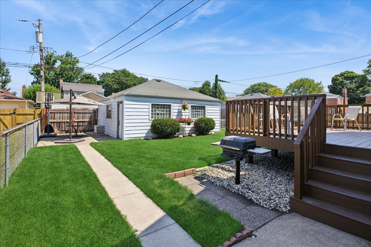 7620 West Rascher Avenue Chicago, IL 60656 - Photo 27 of 28