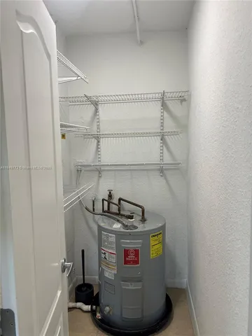 $2,000 | 8950 Southwest 69th Court, Unit 312, Pinecrest, FL 33156