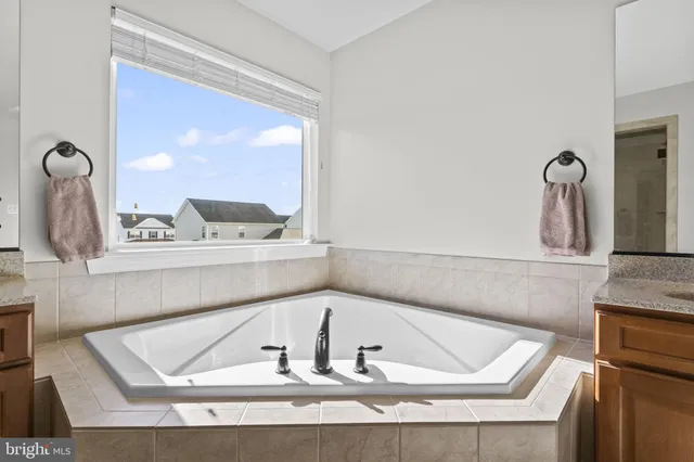 $639,900 | 41492 Charismatic Way, Leonardtown, MD 20650