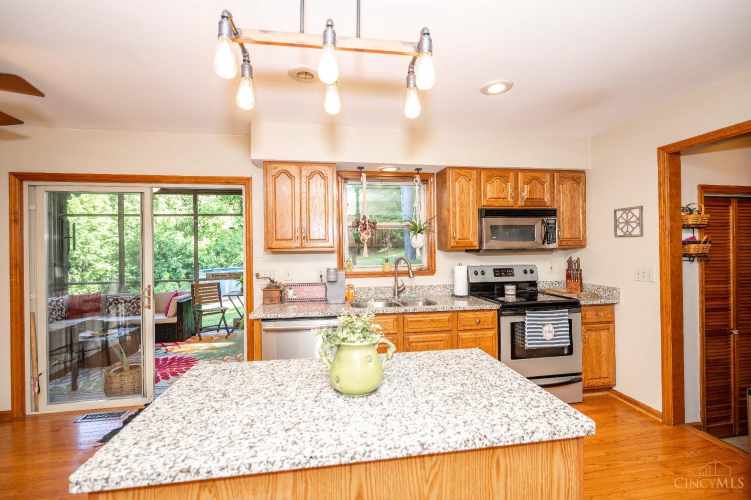 5180 Howe Road Trenton, OH 45067 - Photo 18 of 73 Gallery Image 18