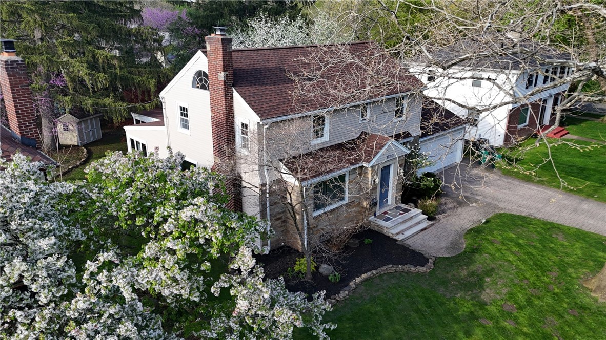 670 Claybourne Road Brighton, NY 14618 - Photo 3 of 42