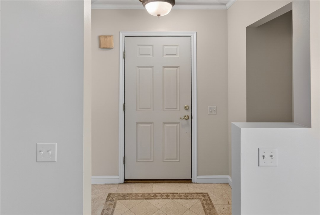 670 Claybourne Road Brighton, NY 14618 - Photo 5 of 42 Foyer/entry