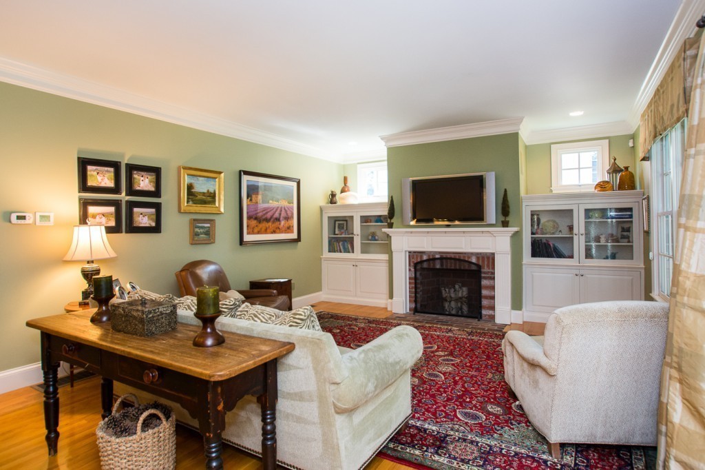 16 Woodland Road Wellesley, MA 02481 - Photo 11 of 30 Gallery Image 11