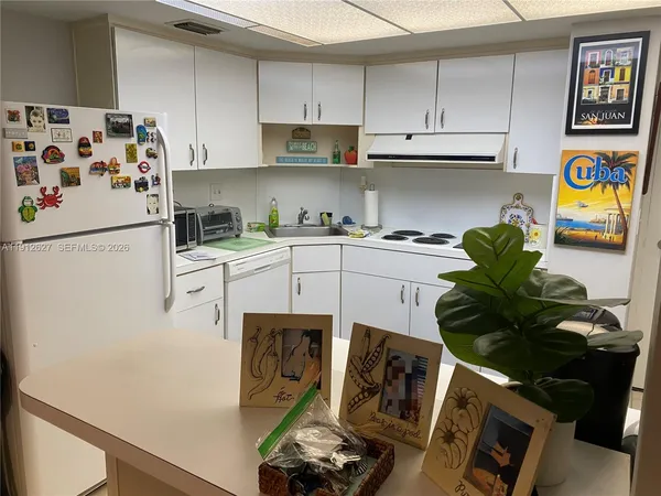 $4,000 | 3800 Galt Ocean Drive, Unit 1403, Fort Lauderdale, FL 33308