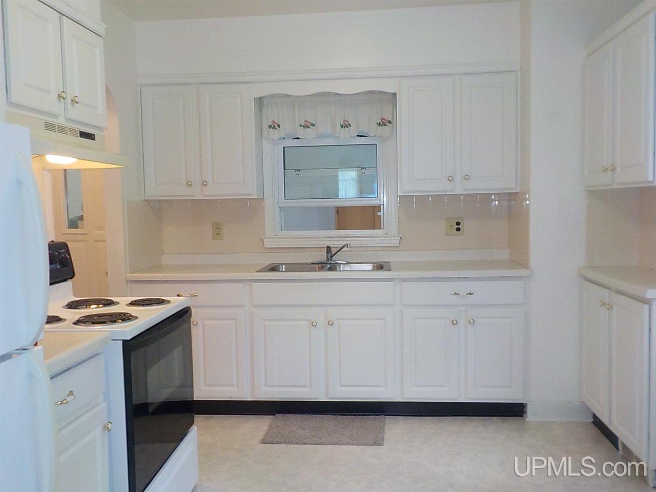 191 Lind Road Crystal Falls, MI 49920 - Photo 3 of 27 Gallery Image 3