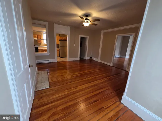 $1,300 | 371 1/2 National Avenue, Winchester, VA 22601