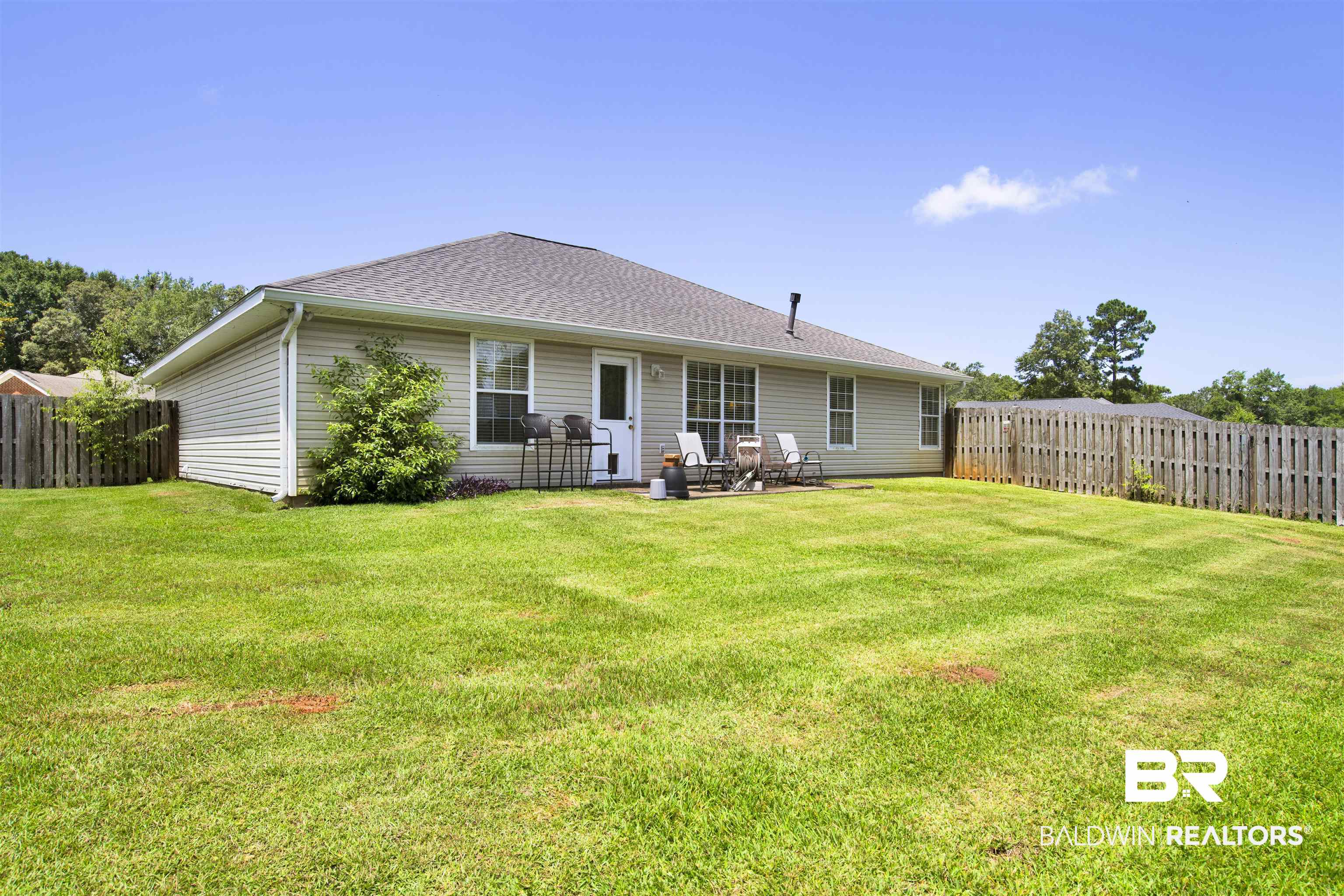 29153 Canterbury Road Daphne, AL 36526 - Photo 21 of 24 Rear Side View
