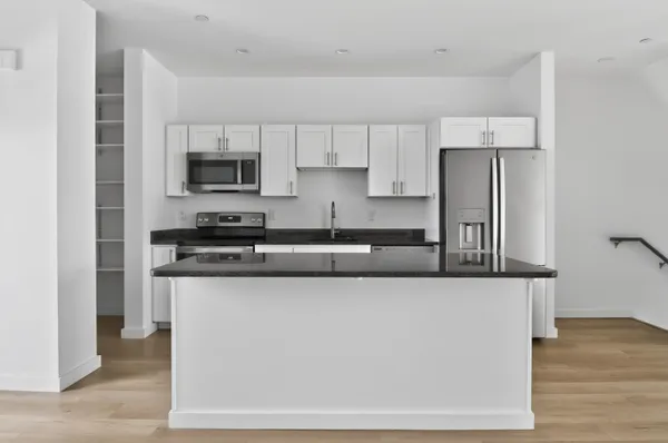 $460,000 | 531 Westbrook Street, Unit 8, South Portland, ME 04106