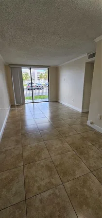 $2,350 | 8145 Northwest 7th Street, Unit 114, Miami, FL 33126