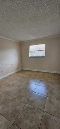 $2,400 | 8145 Northwest 7th Street, Unit 114, Miami, FL 33126