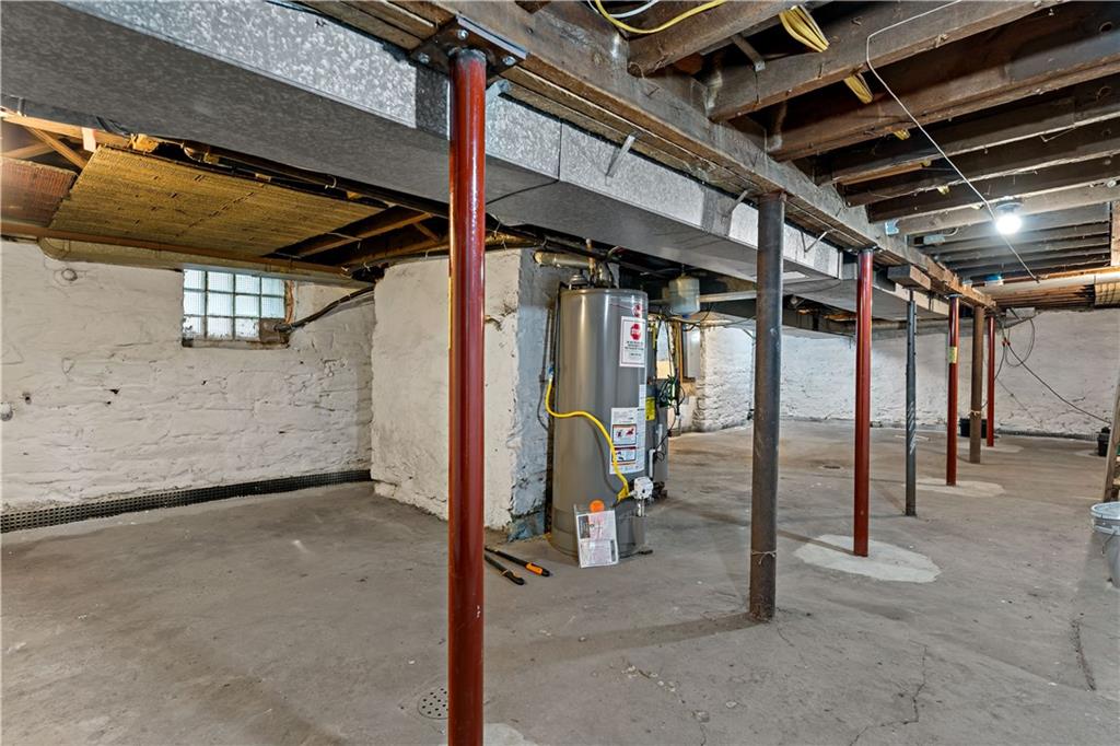 5447 Potter Street Pittsburgh, PA 15232 - Photo 28 of 36 a view of under construction room and staircase