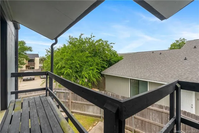 $119,000 | 1855 Fox Run Drive, Unit 1, Lake Charles, LA 70605